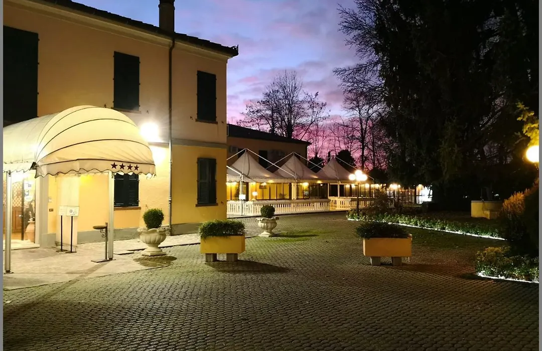 Hotel Villa Regina-1
